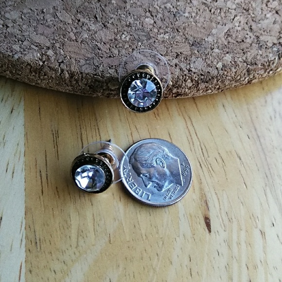 Earrings - Picture 2 of 2